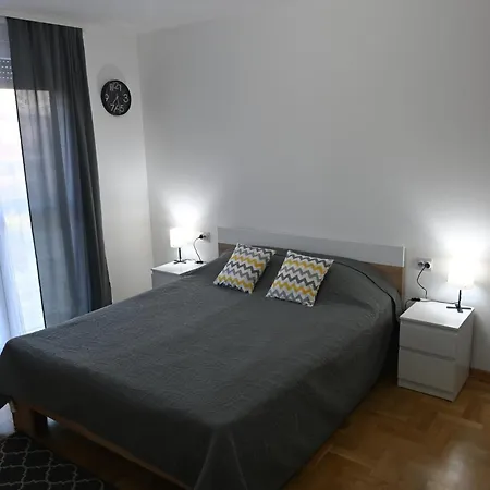 Riverside Apartment *