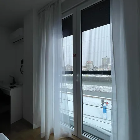 Apartment Riverside *