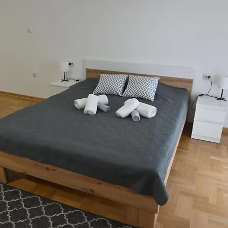 Riverside Apartamento Ni